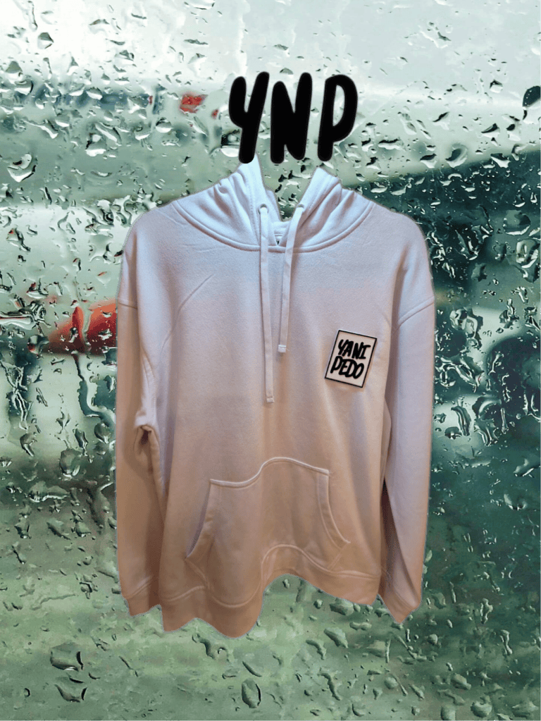 Sudadera blanca con gorro colores blanco y negro